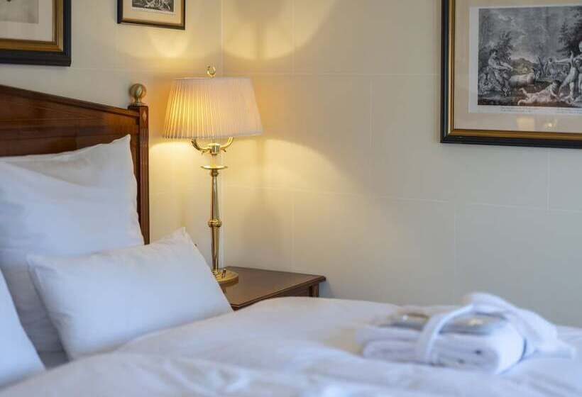 수피리어 룸, Schloss Frankenberg