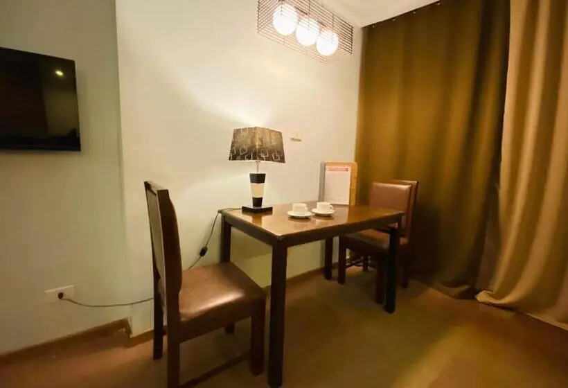 سوییت اجرایی, Villa Rosita