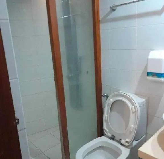اتاق اکونومی, Villa Rosita