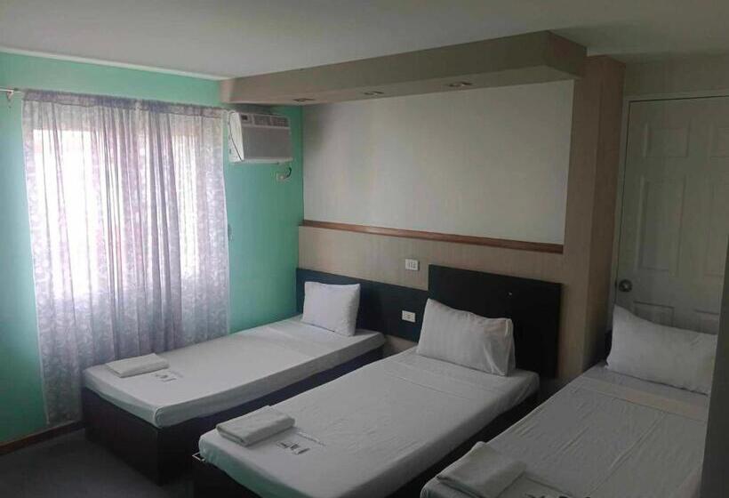 Economy Triple Room, Villa Rosita