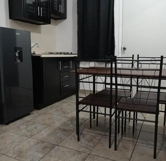 Standard-studio, Casa Y Estudios Manzanilla