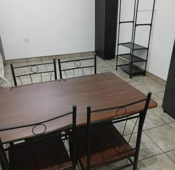 Standard-studio, Casa Y Estudios Manzanilla