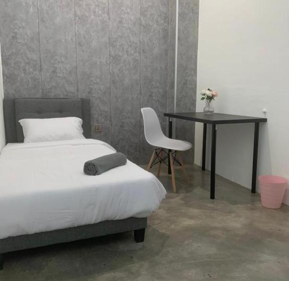 اتاق استاندارد یک نفره, Mini Rest Room