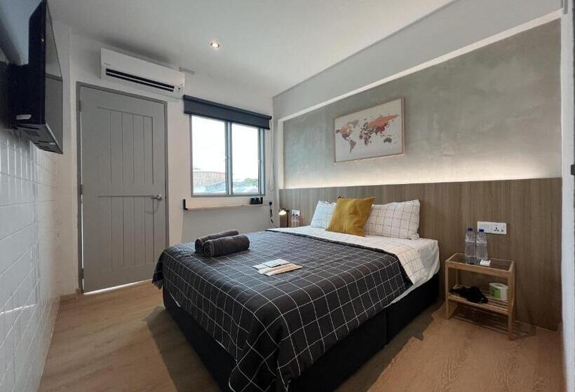 غرفة ديلوكس مزودة بشرفة, Ninety Guest House