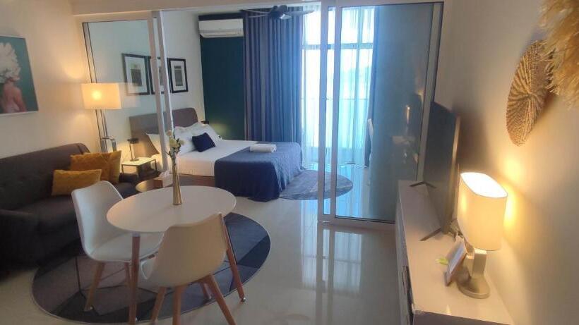 带海景的标准工作室, Seaview Bliss Studio By Tropical Elegance