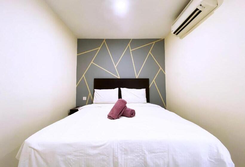 Номер Deluxe, Your Hotel Klang By D Concept