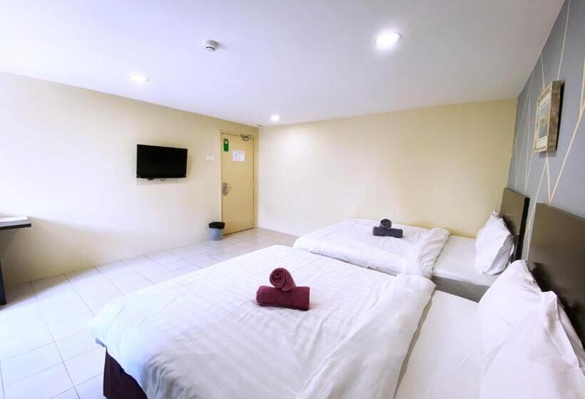 디럭스 패밀리 룸, Your Hotel Klang By D Concept