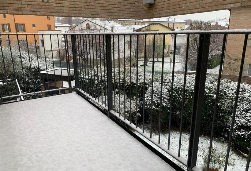 غرفة قياسية مزوَّدة بشُرفة, B&b Dei Vini E Dei Sapori