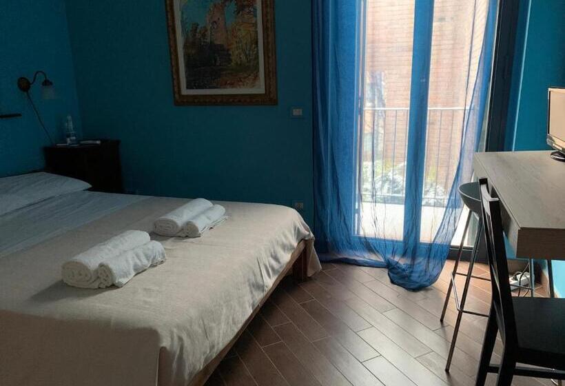 غرفة قياسية مزوَّدة بشُرفة, B&b Dei Vini E Dei Sapori