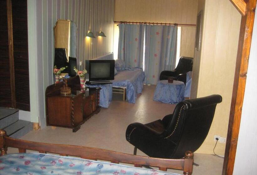 Номер Стандарт, Auberge Hôtel Chambre Tout Confort B B Et Restaurant Les Colombes