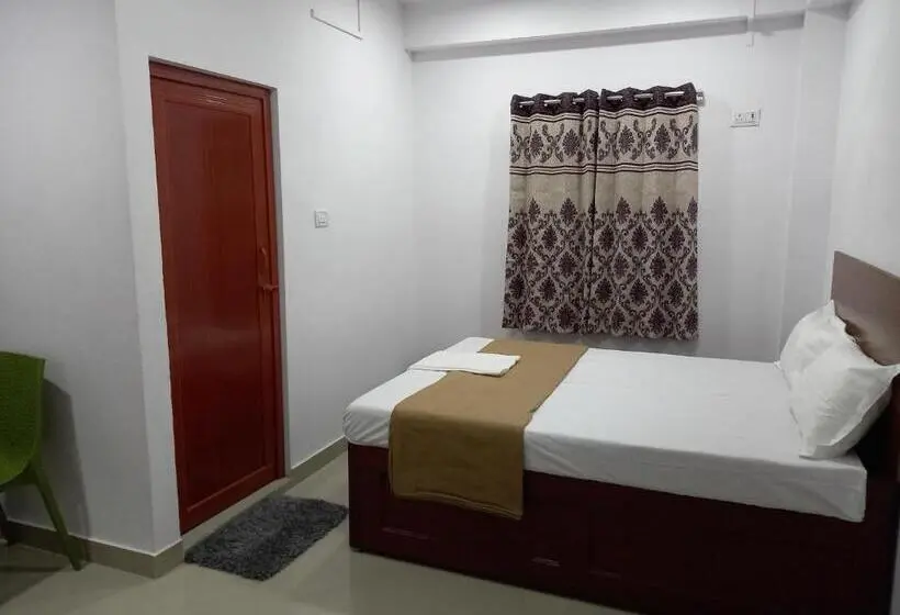 اتاق استاندارد, Veeras Home Stay