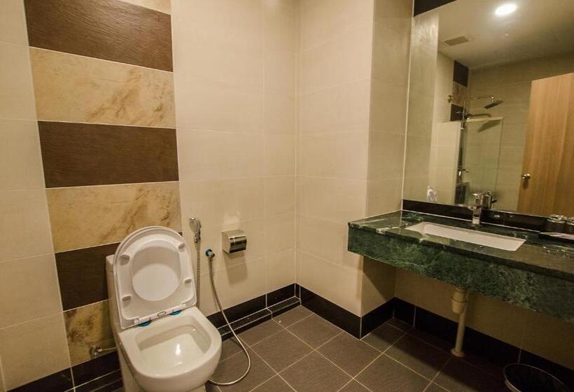 חדר דחוקס עם מיטת קינג, Grand Wonderful