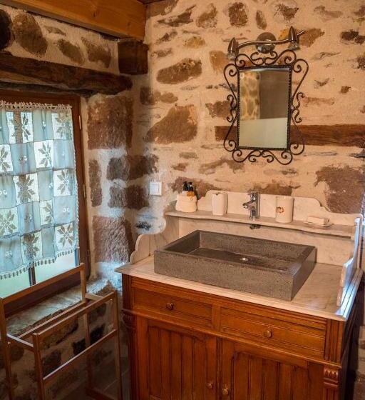 منزل غرفة نوم واحدة, Gîtes Des Ecuries De Saint Maurice