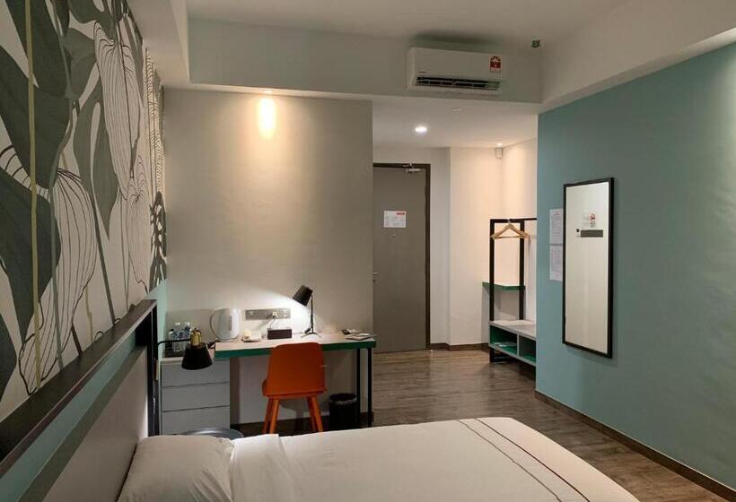 חדר דלוקס, K