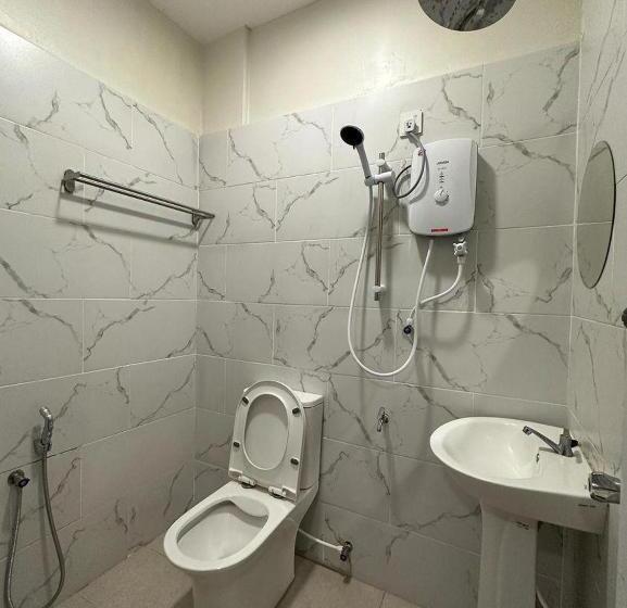 デラックスルーム, Nawar