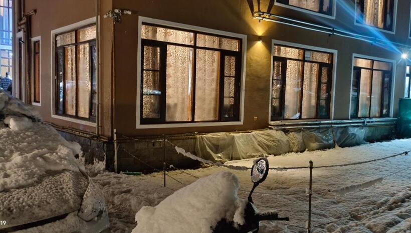 Quarto Deluxe, River View Resort