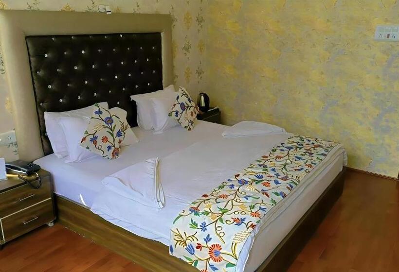 Quarto Deluxe, River View Resort