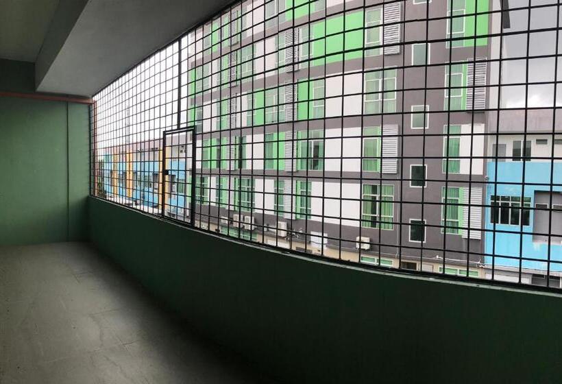 Quarto Deluxe com Sacada, Sarikei Garden