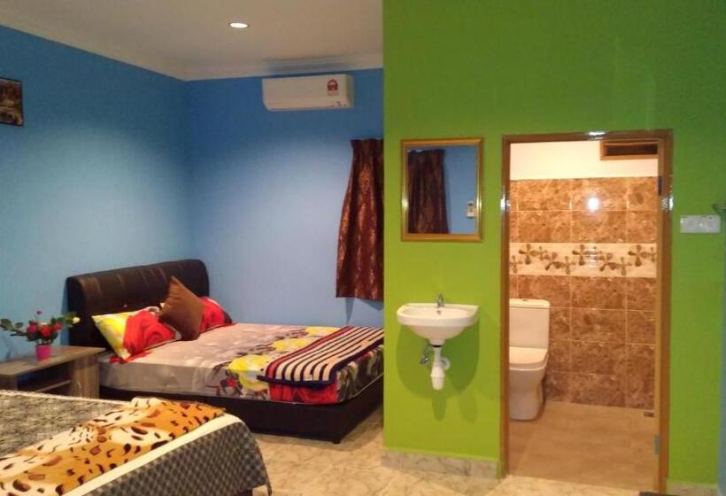 Quarto Familiar, Mazza Nur Motel