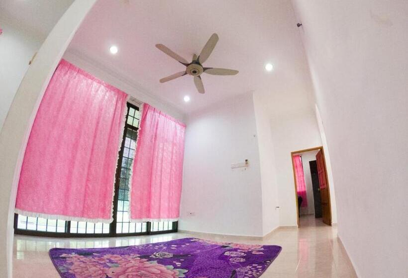 شقة غرفة واحدة مطلة على الحديقة, Desa Tunjung Homestay