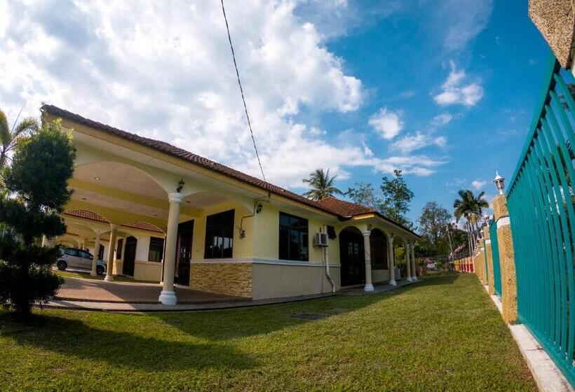 Апартаменты 1 Спальня Вид на Сад, Desa Tunjung Homestay