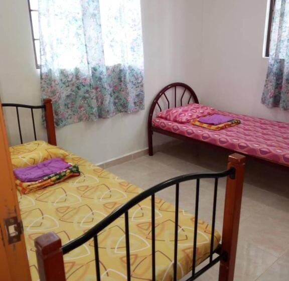 شقة غرفة واحدة مطلة على الحديقة, Desa Tunjung Homestay