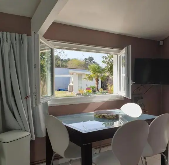 デラックスルーム, Maisonnette Guest House