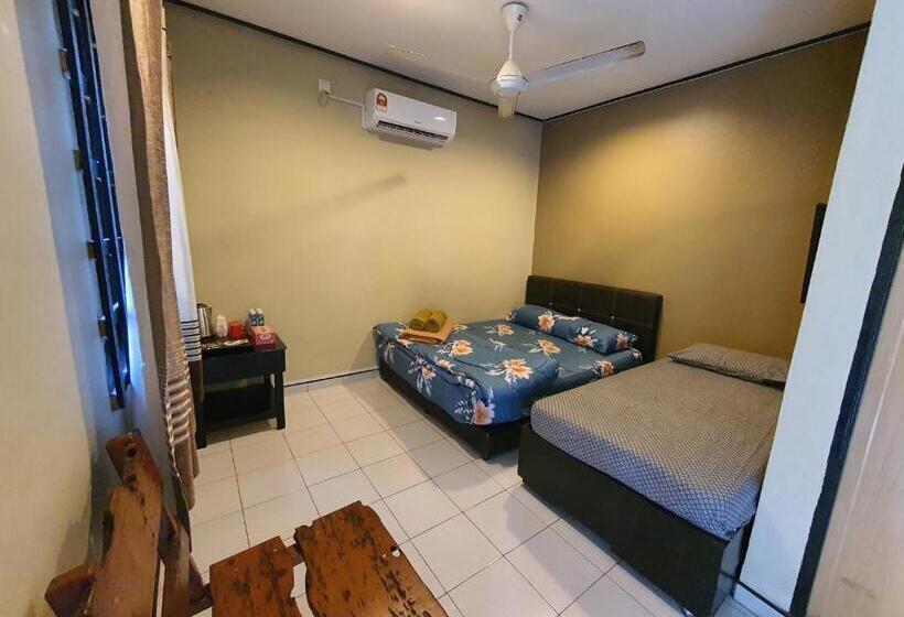Шале 1 Спальня, Maznah Guest House
