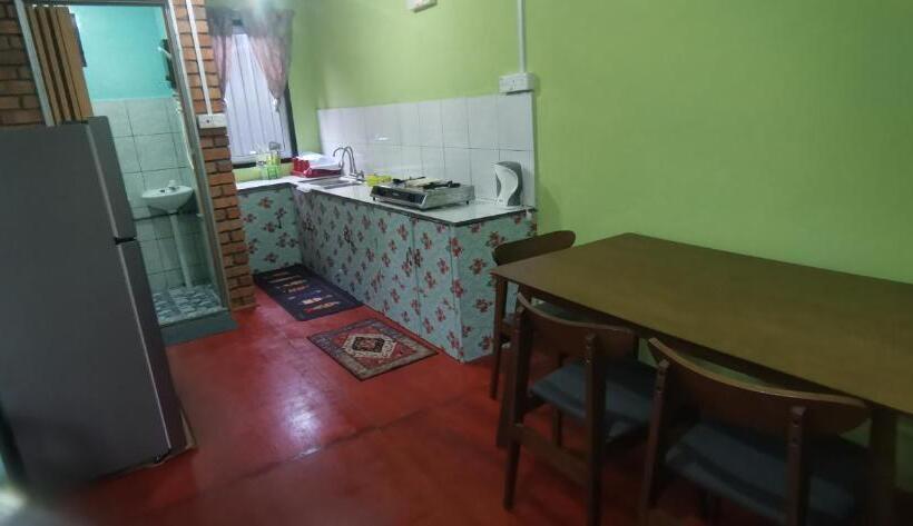 منزل 3 غرف نوم, Strawberry Rest House Mesilou Kundasang