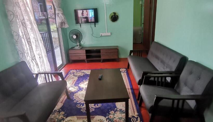 منزل 3 غرف نوم, Strawberry Rest House Mesilou Kundasang