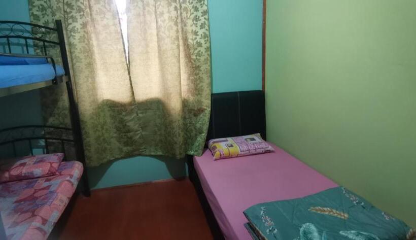 منزل 3 غرف نوم, Strawberry Rest House Mesilou Kundasang