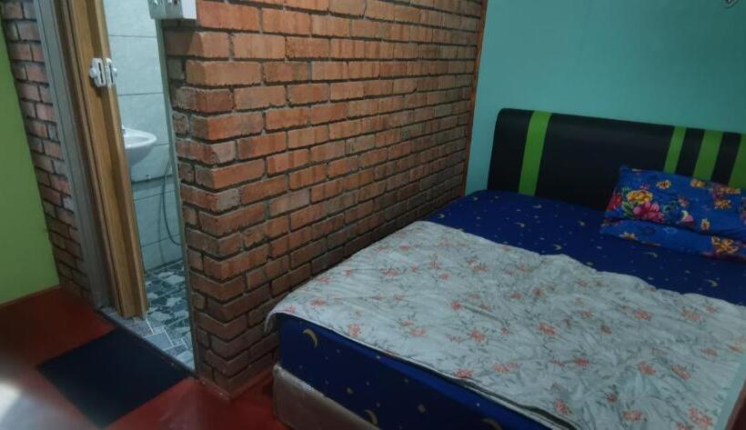 منزل 3 غرف نوم, Strawberry Rest House Mesilou Kundasang