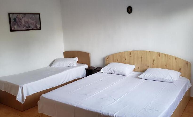 Quarto Triplo Standart, Vila Alanya