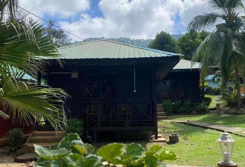 غرفة قياسية, Nazri S Place 2