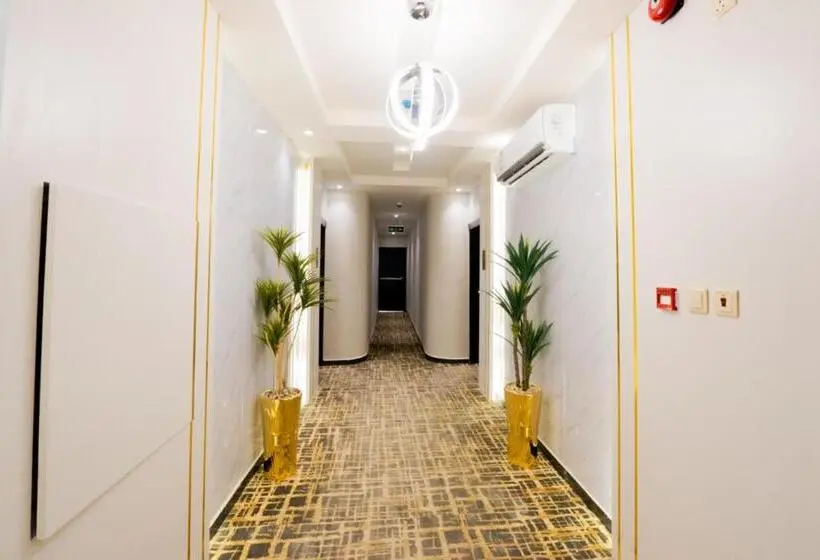 سوییت جونیور, Al Rest Inn