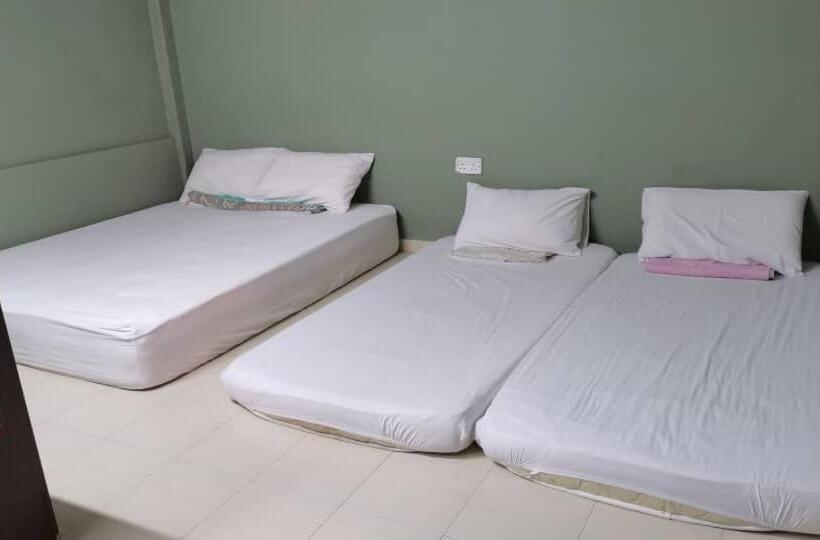 Семейный Номер, Country View Inn