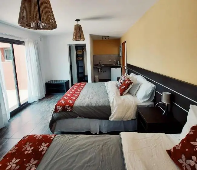 Standard Kolmen Hengen Huone, Posada Piedramora