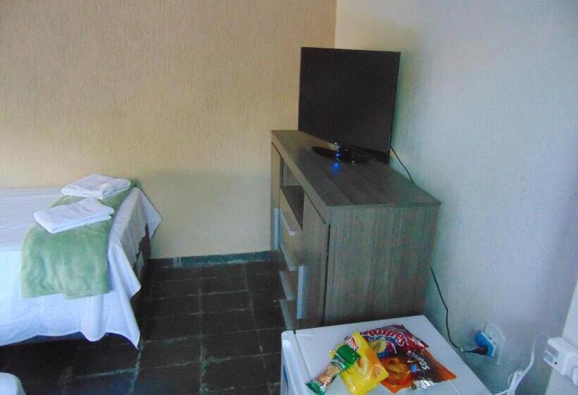 标准三人间, Pousada Tamboril