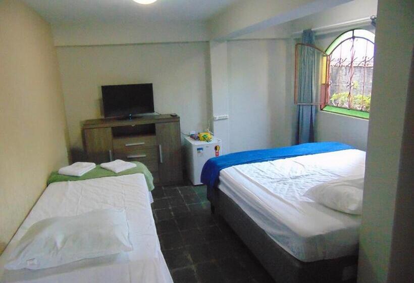 标准三人间, Pousada Tamboril