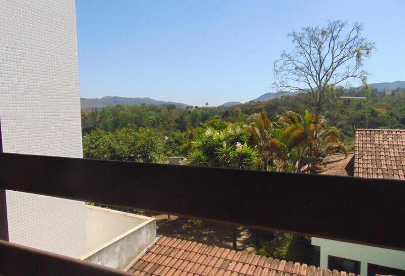 标准三人间, Pousada Tamboril