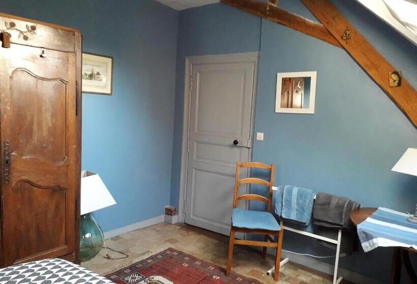 اتاق استاندارد با سرویس بهداشتی مشترک, Les Talvasières