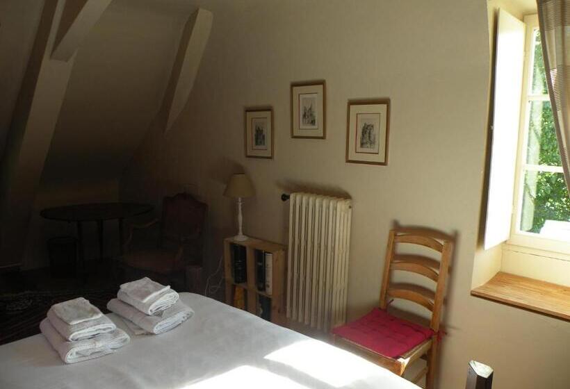 اتاق استاندارد با چشمانداز باغ, Les Talvasières