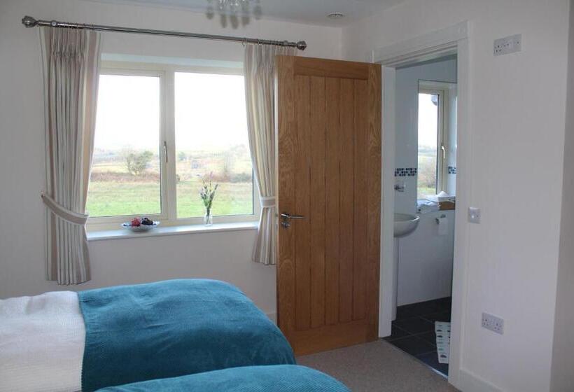 חדר סטנדרט, Luachra Lodge