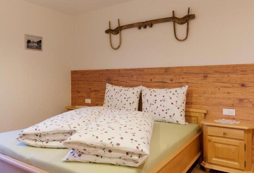 חדר סטנדרט עם מרפסת, Niederhof