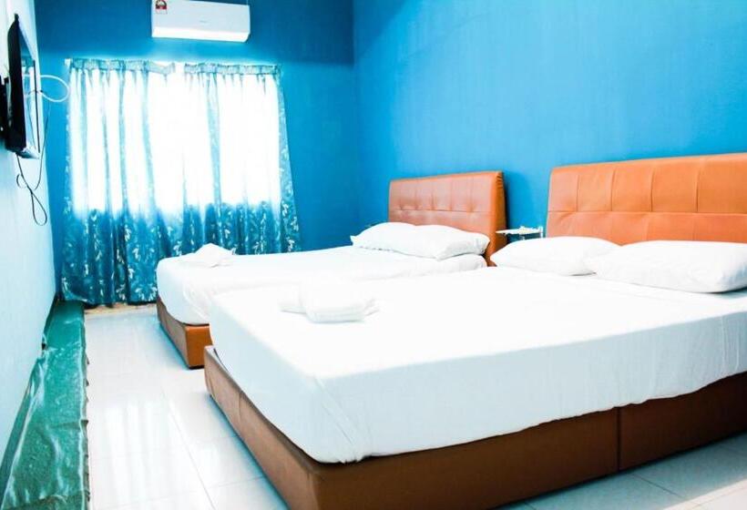 Семейный Номер, Q