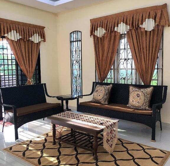 Casa 3 Quartos, Family Homestay
