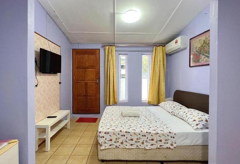 Quarto Triplo Comfort, Merdeka Guest House 2