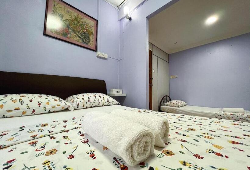 Трехместный Номер Комфорт, Merdeka Guest House 2