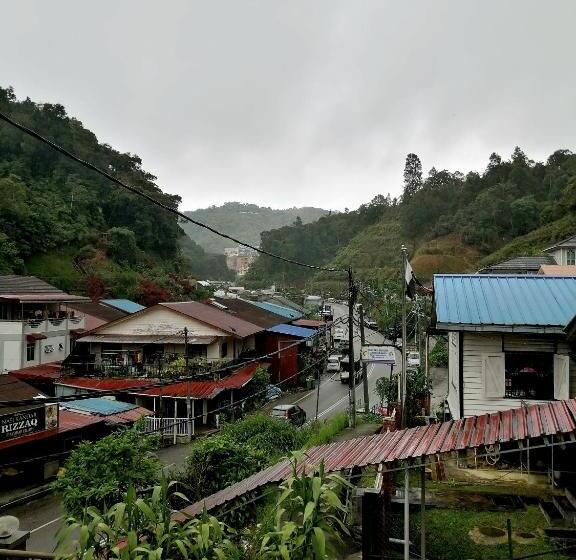 标准平房, Sakura Guest House