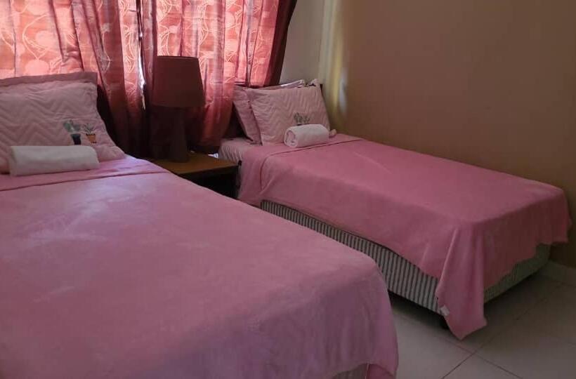 דירת שני חדרים, Gold Coast Morib Resort